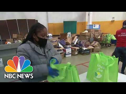 Long Lines Create At Food Banks Ahead Of Thanksgiving | NBC Nightly News